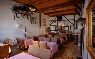 Klaukenhof-Feiertenne-für-große-Gesellschaften_klein.jpg Klaukenhof-Feiertenne-für-große-Gesellschaften_klein.jpg