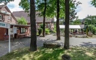 Klaukenhof-unter-den-Eichen-Website-Einbau.jpg Klaukenhof-unter-den-Eichen-Website-Einbau.jpg