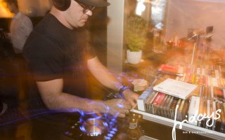 20170819_Fridays_Opening-Night_0042-Kopie.jpg 20170819_Fridays_Opening-Night_0042-Kopie.jpg