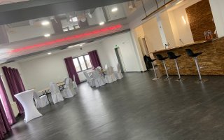 meetingpoint_ostbevern_Stehtische.jpg meetingpoint_ostbevern_Stehtische.jpg