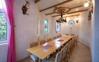 saalvermietung.de Hotel Schlosshof Gastraum 11.jpg