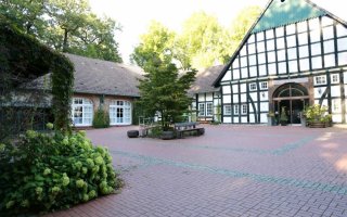 Eventsaal Wallmann saalvermietung.de 8.jpg Eventsaal Wallmann saalvermietung.de 8.jpg