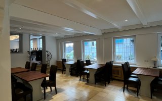 IMG_1437.jpg IMG_1437.jpg