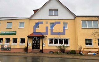 Cici Immobilien Plettenberg partyraum.de Haus.jpg