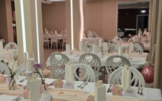 Haus Burger Lindlar partyraum.de 12.jpg Haus Burger Lindlar partyraum.de 12.jpg