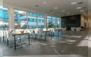 Glinde Catch up GmbH partyraum.de 5.jpeg Glinde Catch up GmbH partyraum.de 5.jpeg