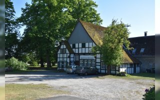 Oerlinghausen Bartholdskrug partyraum.de 7.jpg Oerlinghausen Bartholdskrug partyraum.de 7.jpg