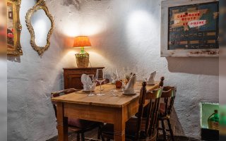 Mönchengladbach Weinhof Voosen partyraum.de 3.jpg Mönchengladbach Weinhof Voosen partyraum.de 3.jpg