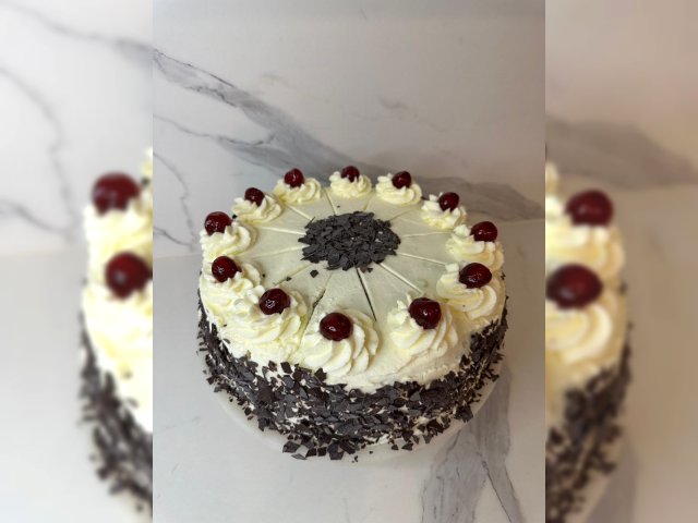 Bilder Torte partyraum.de 2.jpeg