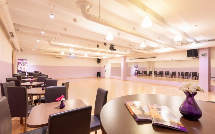 Regensburg_Tanzschule_Schilke_saalvermietung.de 1.JPG