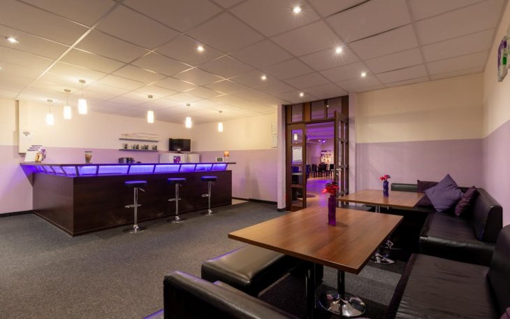 Regensburg_Tanzschule_Schilke_saalvermietung.de 4.JPG