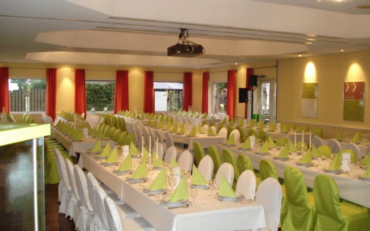 Neukirchen THIES42 Firmenevents saalvermietung.de 2.jpg