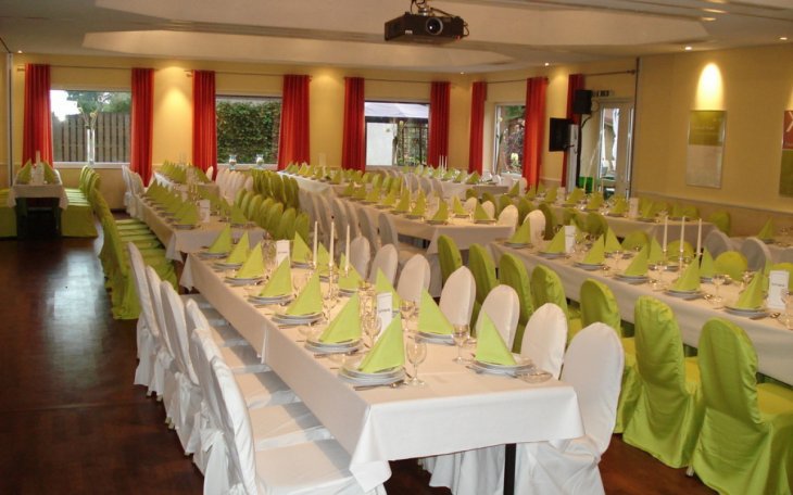 Neukirchen THIES42 Firmenevents saalvermietung.de 3.jpg