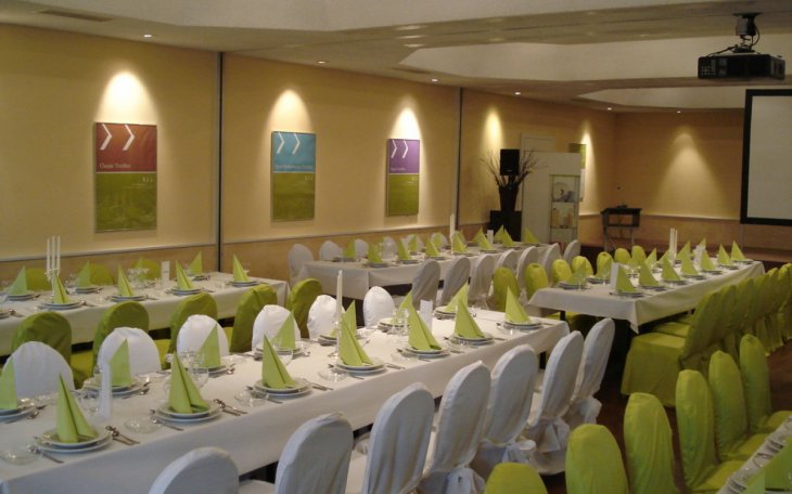 Neukirchen THIES42 Firmenevents saalvermietung.de 5.jpg