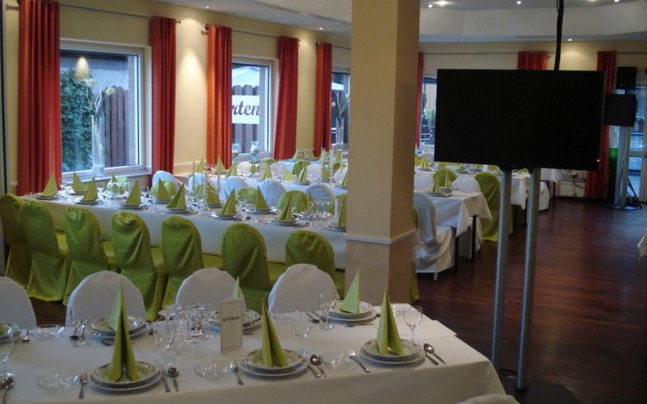 Neukirchen THIES42 Firmenevents saalvermietung.de 6.jpg