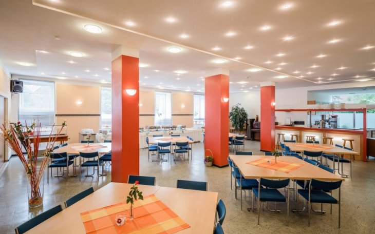 Festsaal-Gelsenkirchen-Horster-Mitte-Kultursaal-13-1024x683.jpg Festsaal-Gelsenkirchen-Horster-Mitte-Kultursaal-13-1024x683.jpg