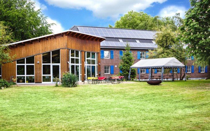 Unterkunft-Gelsenkirchen-Garten-1-1024x683.jpg Unterkunft-Gelsenkirchen-Garten-1-1024x683.jpg