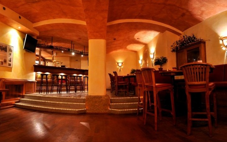 csm__panorama-bar-unten_ret_79e6729f83.jpg