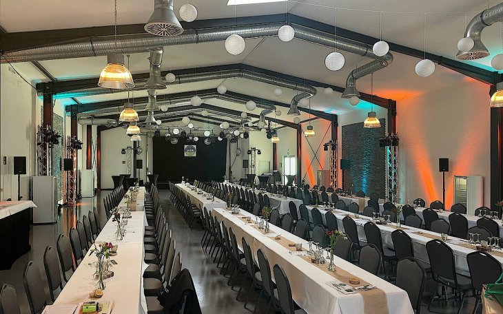 saalvermietung.de Vereinsfeiern 2.jpg