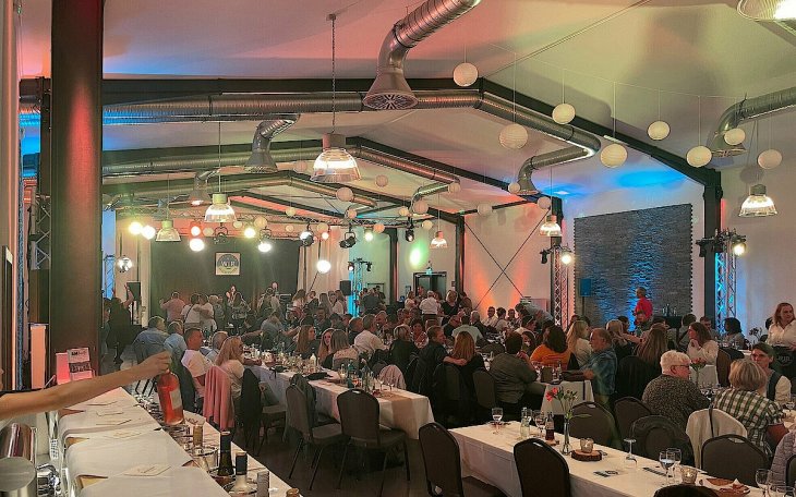 saalvermietung.de Vereinsfeiern 3.jpg