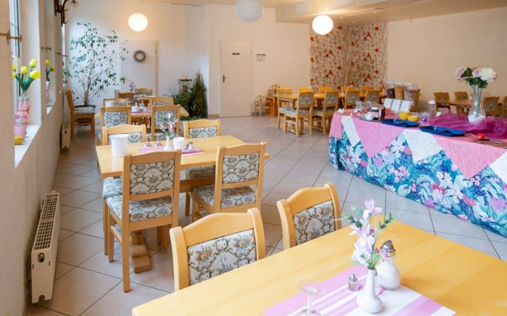 saalvermietung.de Hotel Schlosshof Gastraum 8.jpg