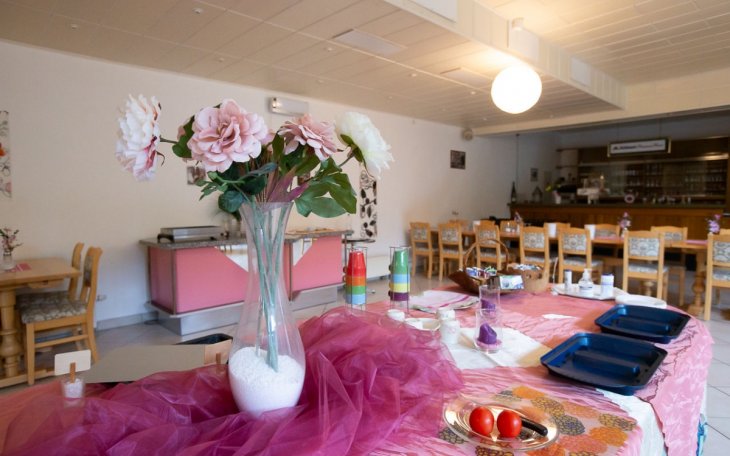 saalvermietung.de Hotel Schlosshof Gastraum 15.jpg