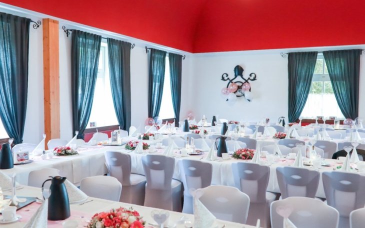 VIERBURG Bützow saalvermietung.de 6.jpg