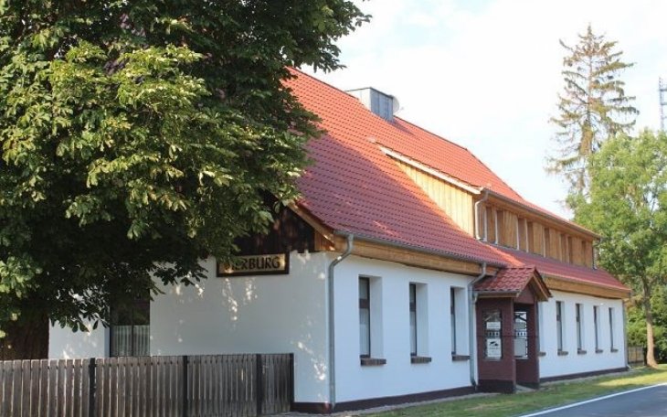 VIERBURG Bützow saalvermietung.de 9.jpg