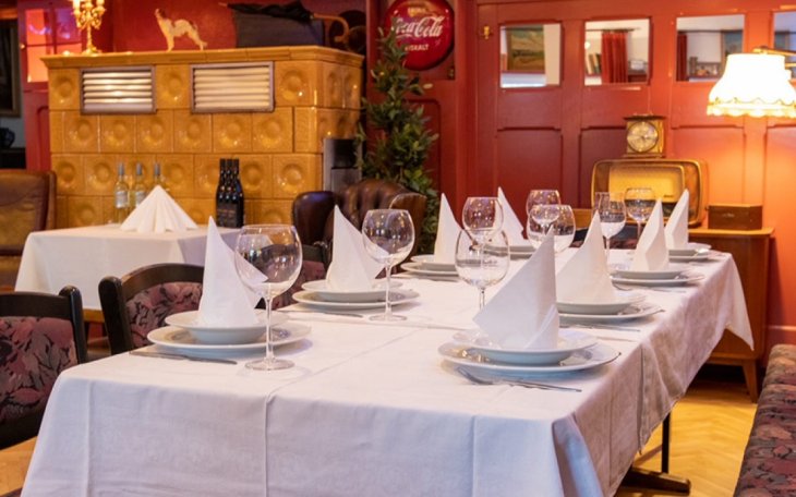 Alter Tanzsaal Zarrendorf saalvermietung.de 7.jpg