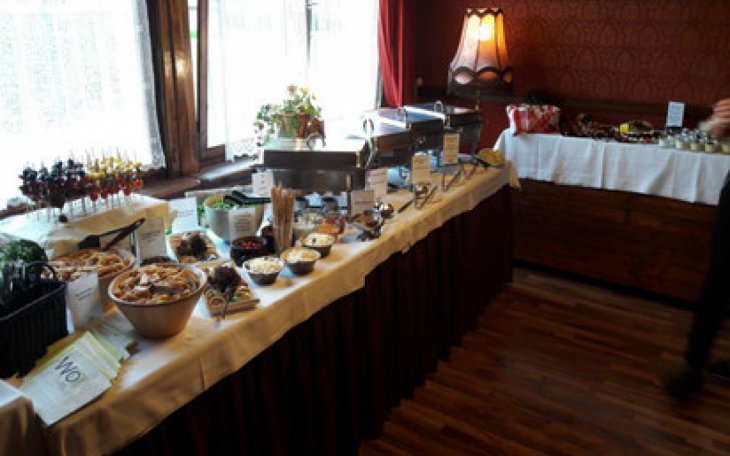 Elstertal Saloon Bar saalvermietung.de 4.jpg