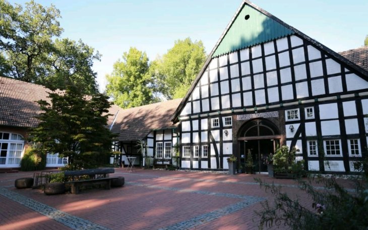 Eventsaal Wallmann saalvermietung.de 11.jpg