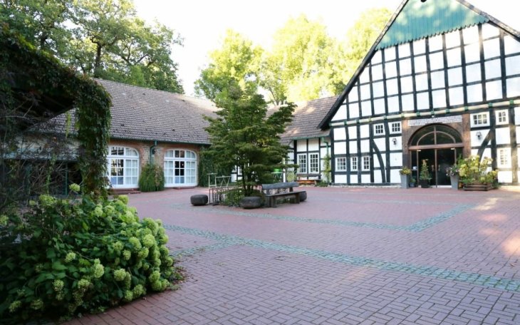 Eventsaal Wallmann saalvermietung.de 8.jpg