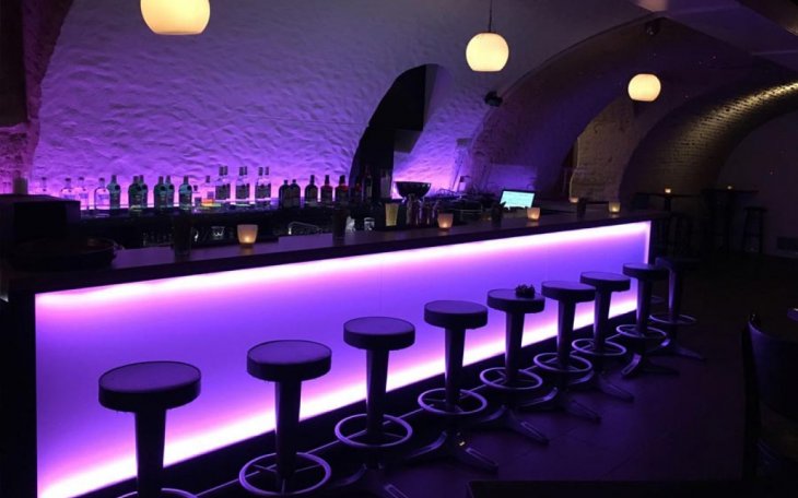 schlupfloch-walldorf-lounge-bar-club-salvermietung.de 5.jpg