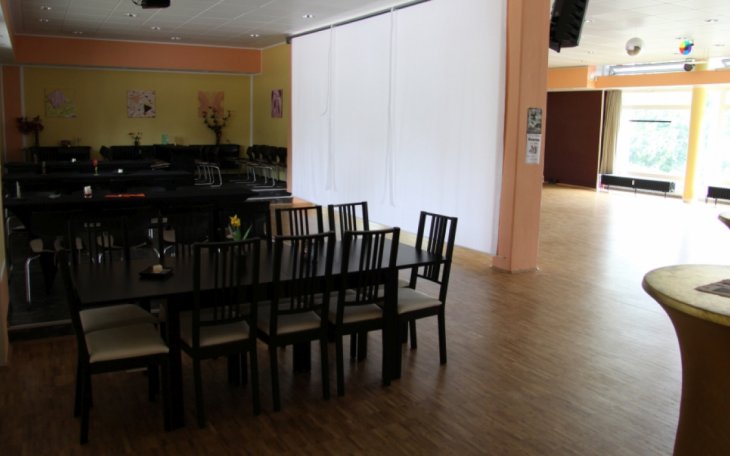 Happy Hours Großer Festsaal saalvermietung.de 4.jpg