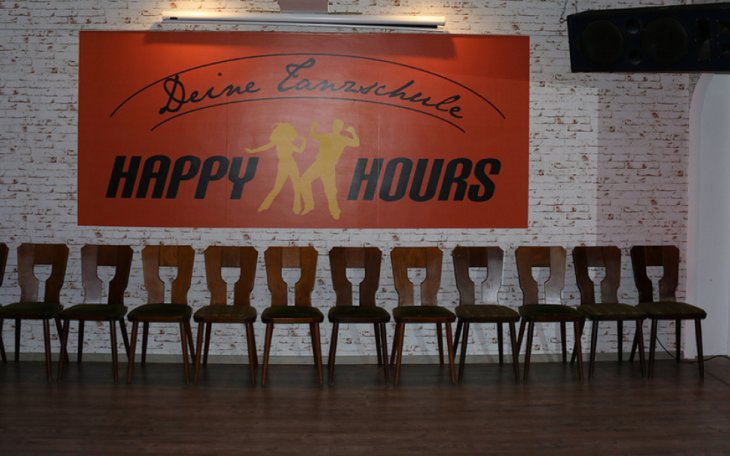 Happy Hours Party- und Trainingssaal saalvermietung.de 7.jpg