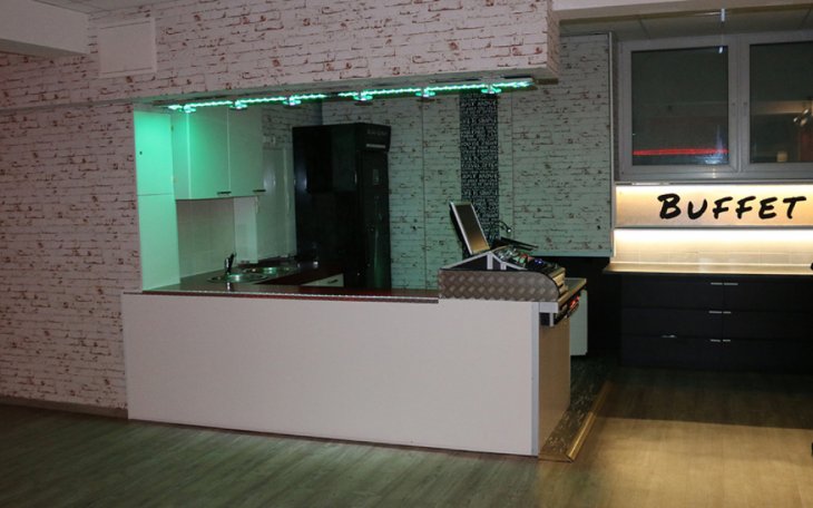 Happy Hours Party- und Trainingssaal saalvermietung.de 9.jpg