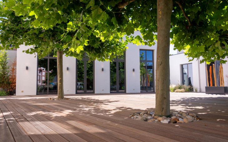 Worms Die Kapelle Terasse saalvermietung.de 1.jpg