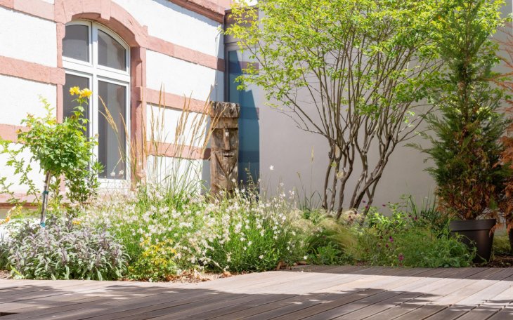 Worms Die Kapelle Terasse saalvermietung.de 2.jpg