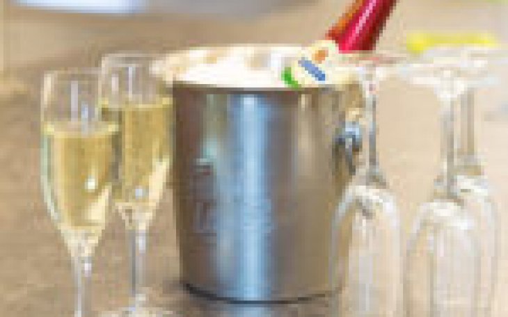 Halle Saale Feier Laune saalvermietung.de 4.jpg