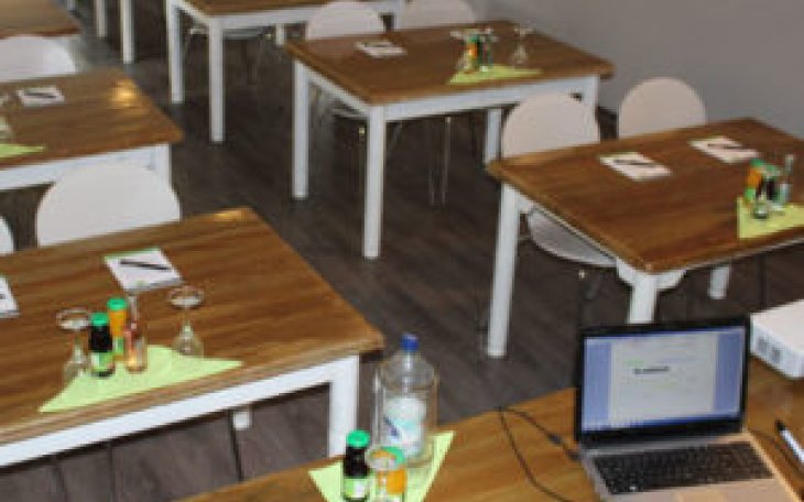 Halle Saale Feier Laune saalvermietung.de 5.jpg