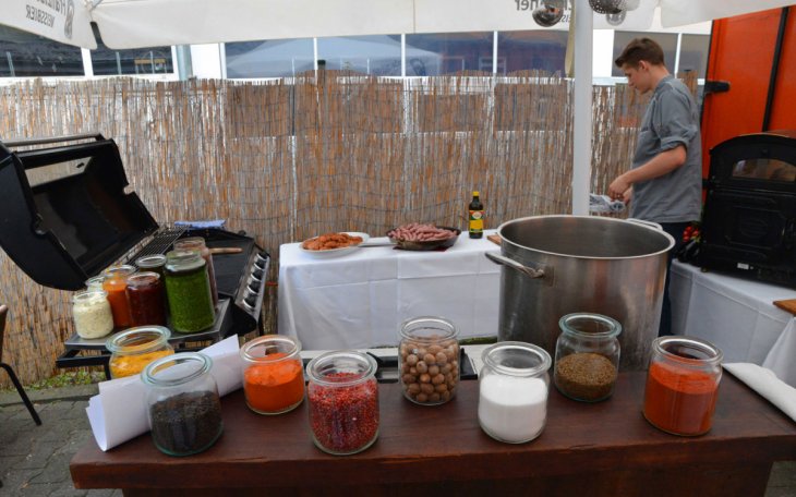 Lübeck Rider´s Cafe Club saalvermietung.de 2.jpg