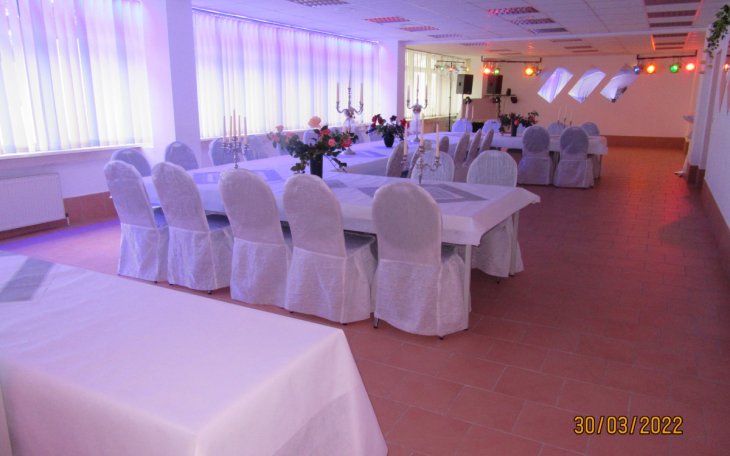 Camp Schwerin Jugendraum 6 saalvermietung.de 3.jpg