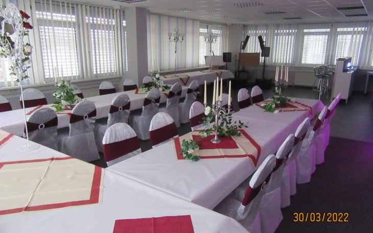 Clubraum 113 Camp Schwerin saalvermietung.de 2.jpg