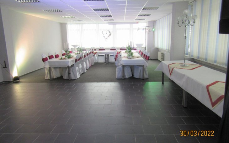 Clubraum 113 Camp Schwerin saalvermietung.de 1.jpg