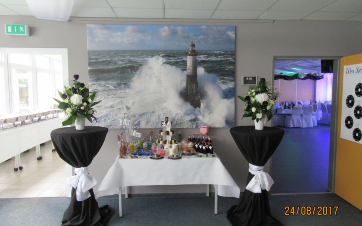 Kleiner Festraum 10 A Camp Schwerin saalvermietung.de 11.jpg