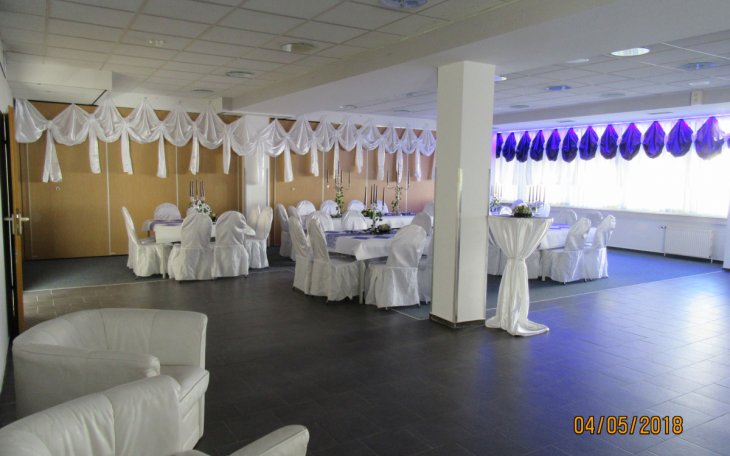 Kleiner Festraum 10 A Camp Schwerin saalvermietung.de 3.jpg