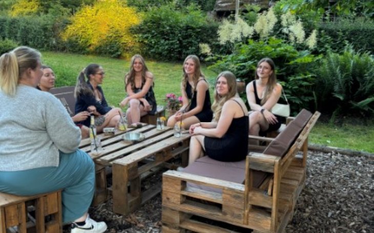 Hotel Zur Mühle Iserlohn partyraum.de Garten.jpg