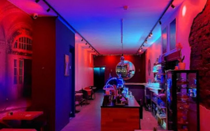 Cafe Bar Aquila Berlin partyraum.de 5.jpeg