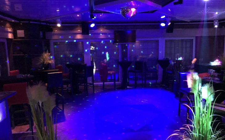 Bad Oeynhausen Anja´s Rolandseck partyraum.de 9.jpg