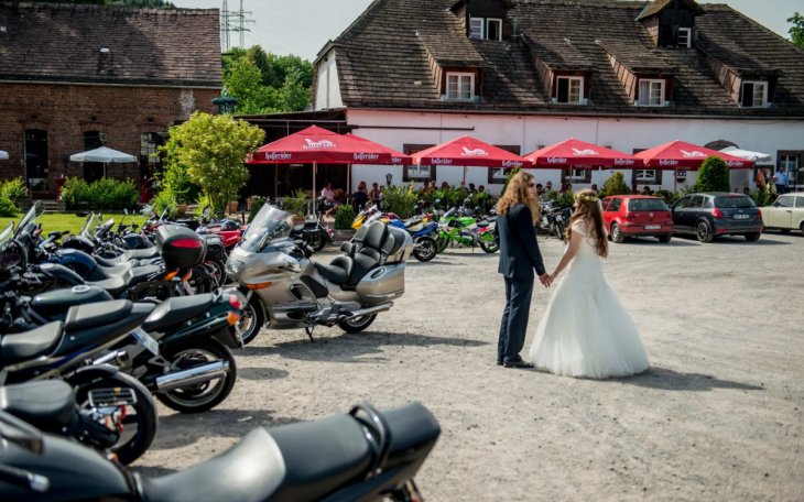 Höxter Tonenburg partyraum.de 7.jpg